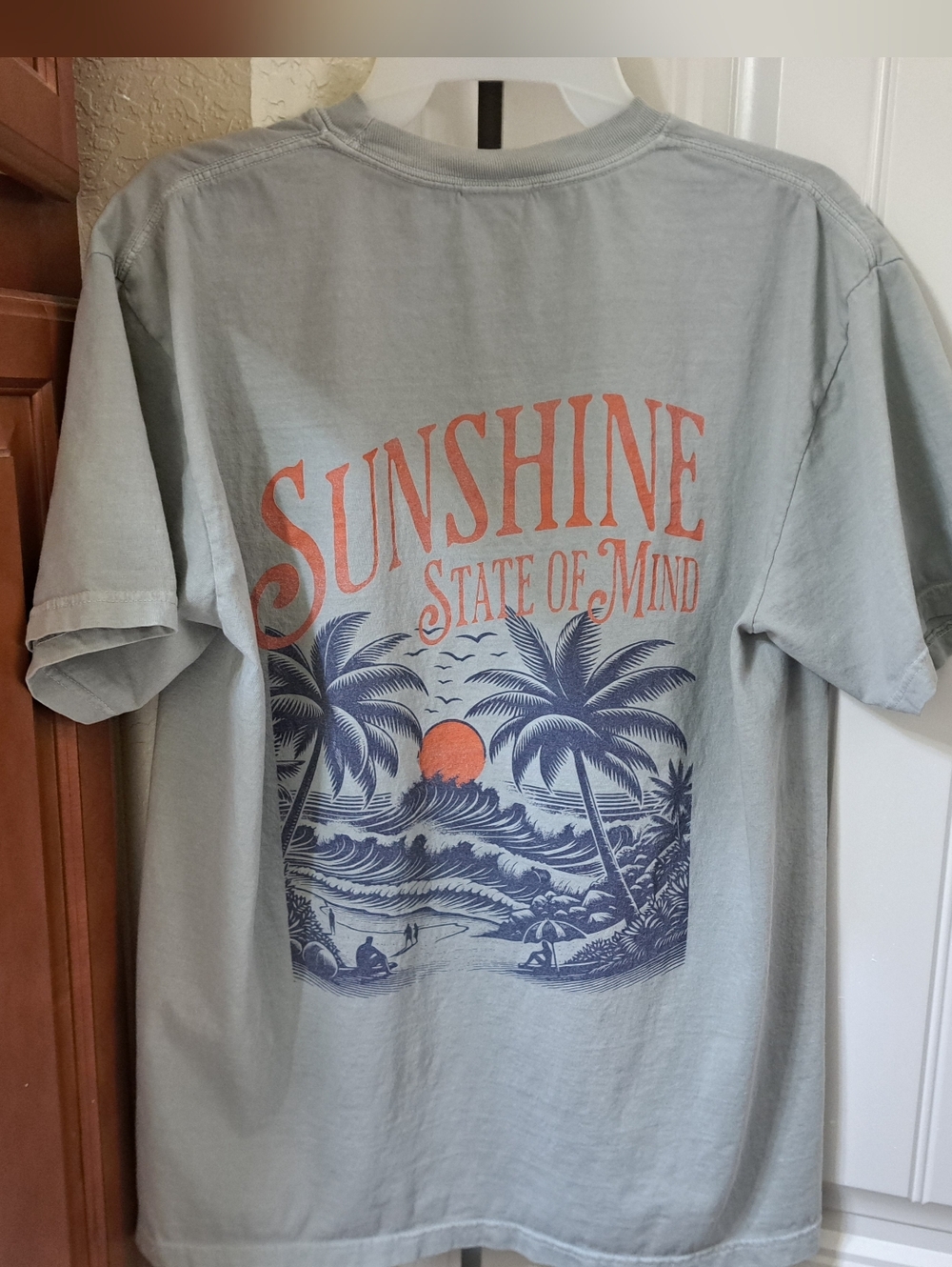 Comfort Colors "Sunshine State of Mind" Graphic Tee In Bay Size Large